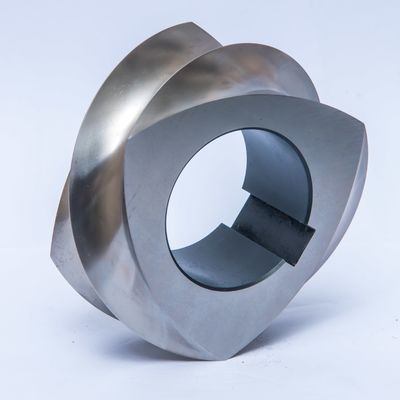 kopen Drievoudige extruder schroefelementen en een enkele spleen schacht voor het combineren van kunststofrubber online manufacture
